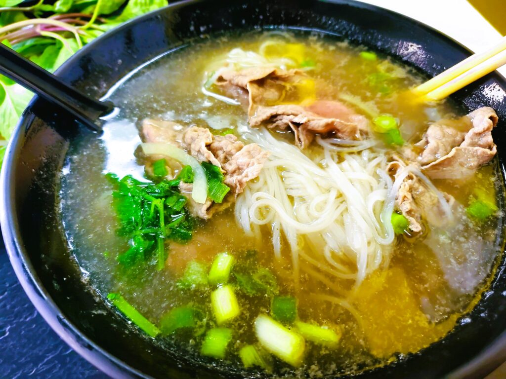 The bowl of rare beef pho