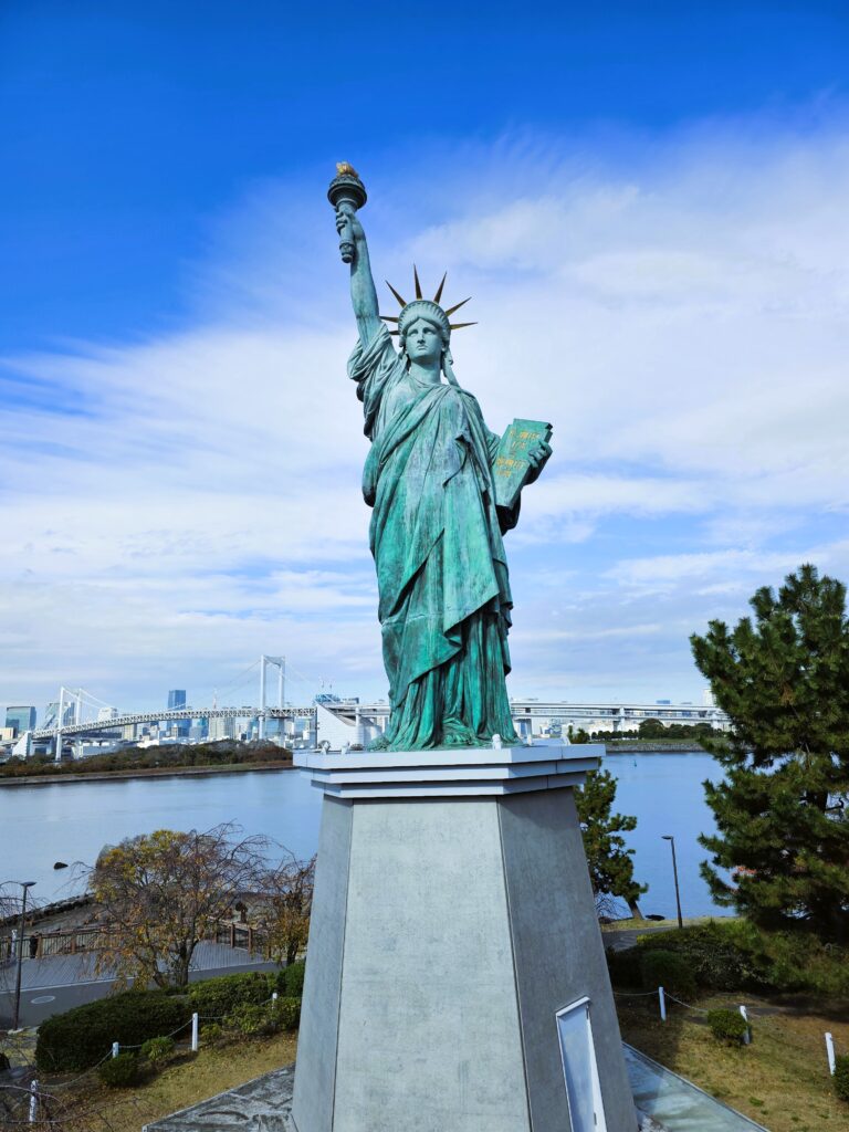 View of the Replica Statue of Liberty in Odaiba